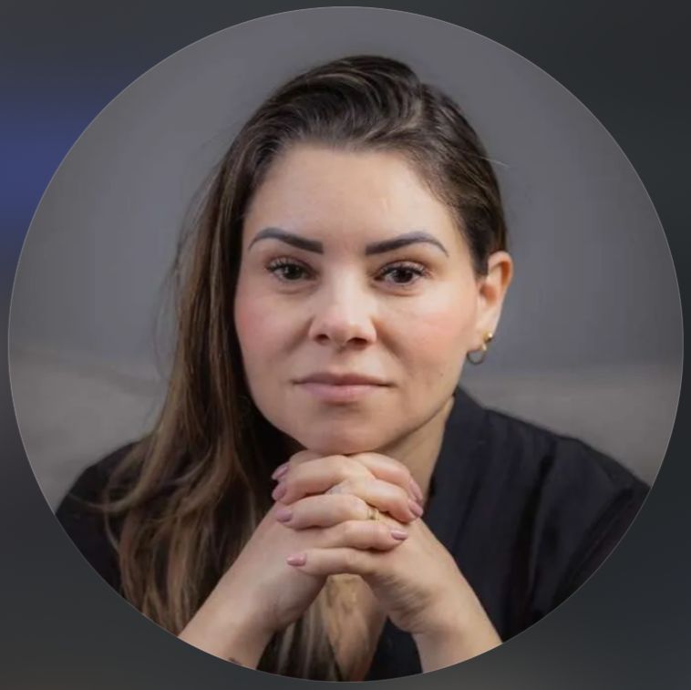 Alini Muniz — Consultora Financeira